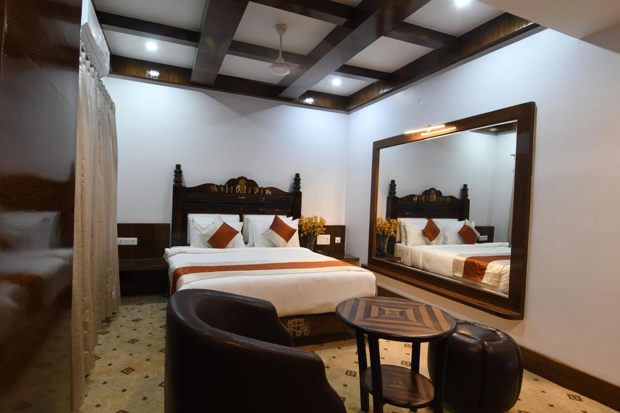 Hotel Lok Sagar מייזור מראה חיצוני תמונה