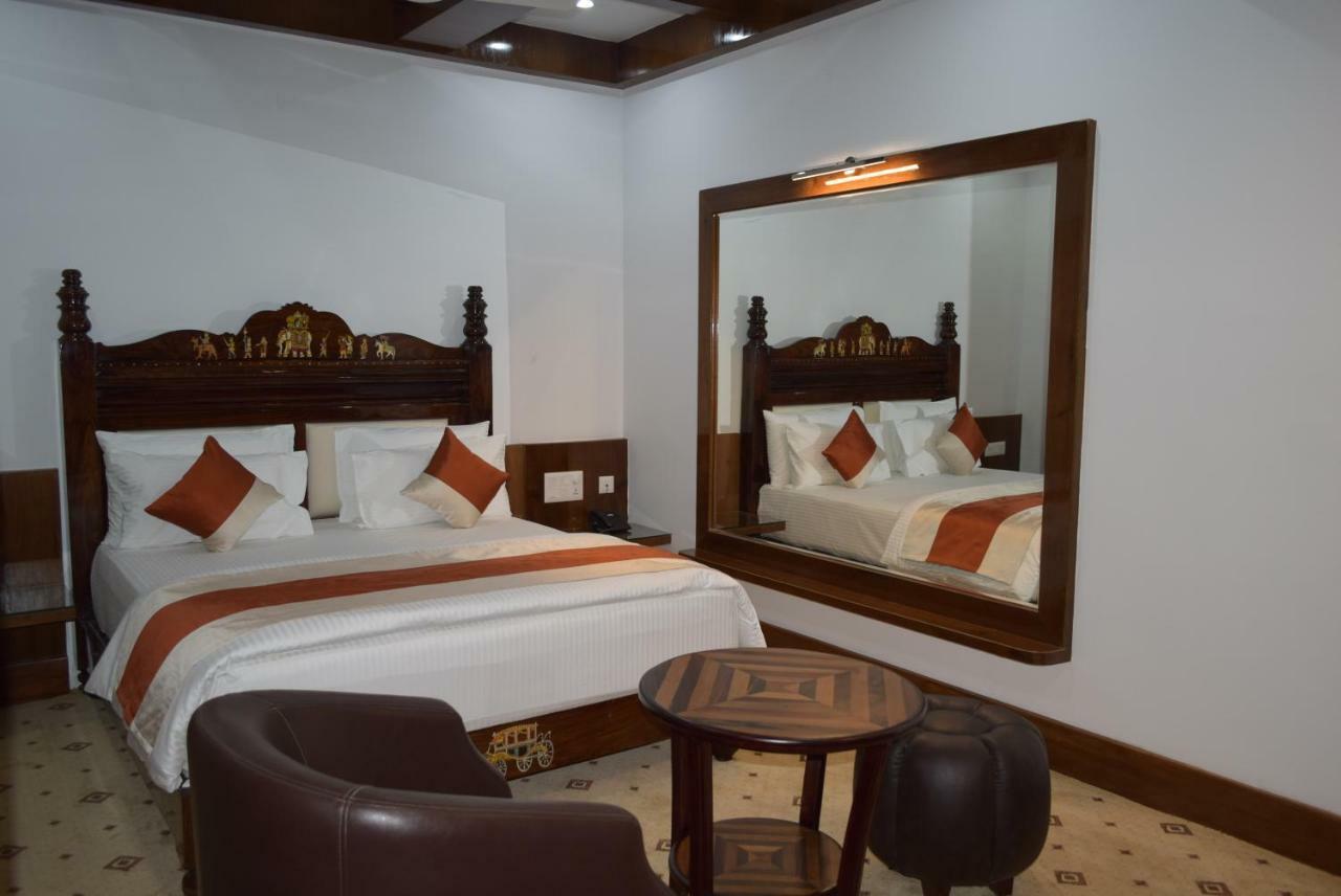 Hotel Lok Sagar מייזור מראה חיצוני תמונה