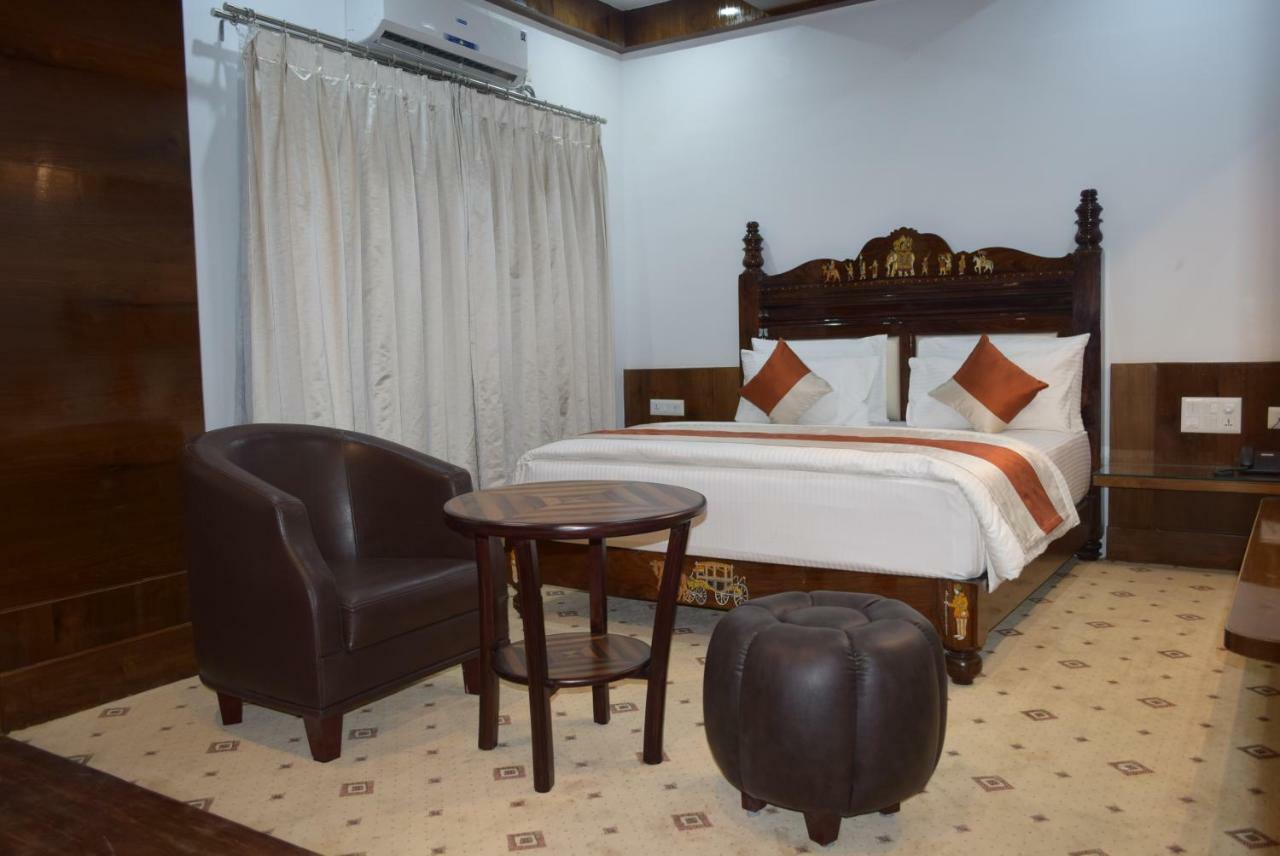 Hotel Lok Sagar מייזור מראה חיצוני תמונה